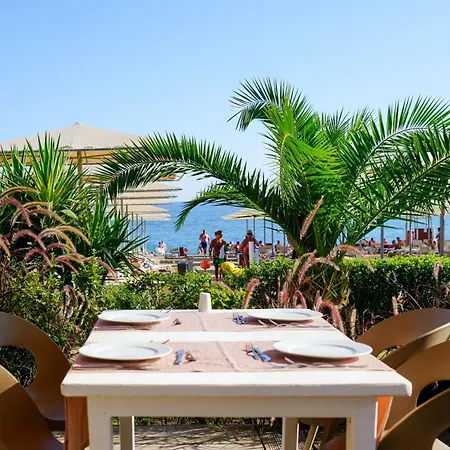 Riolavitas & Otel Side