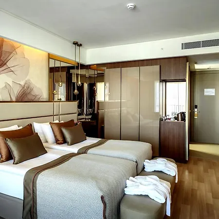Otel Riolavitas &